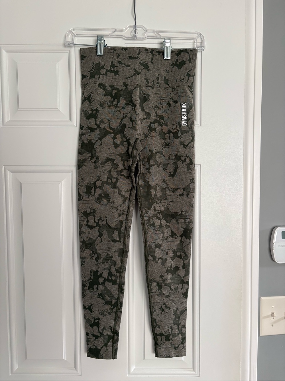 Gymshark Women’s Olive Camo High-Waist Performance Leggings